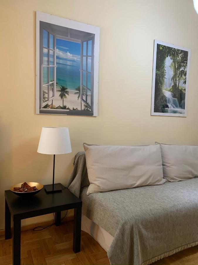 Renovated Cozy Apartment Near To Acropolis Athen Exterior foto