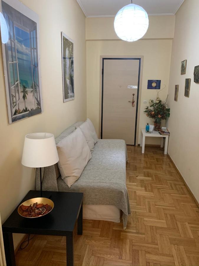 Renovated Cozy Apartment Near To Acropolis Athen Exterior foto
