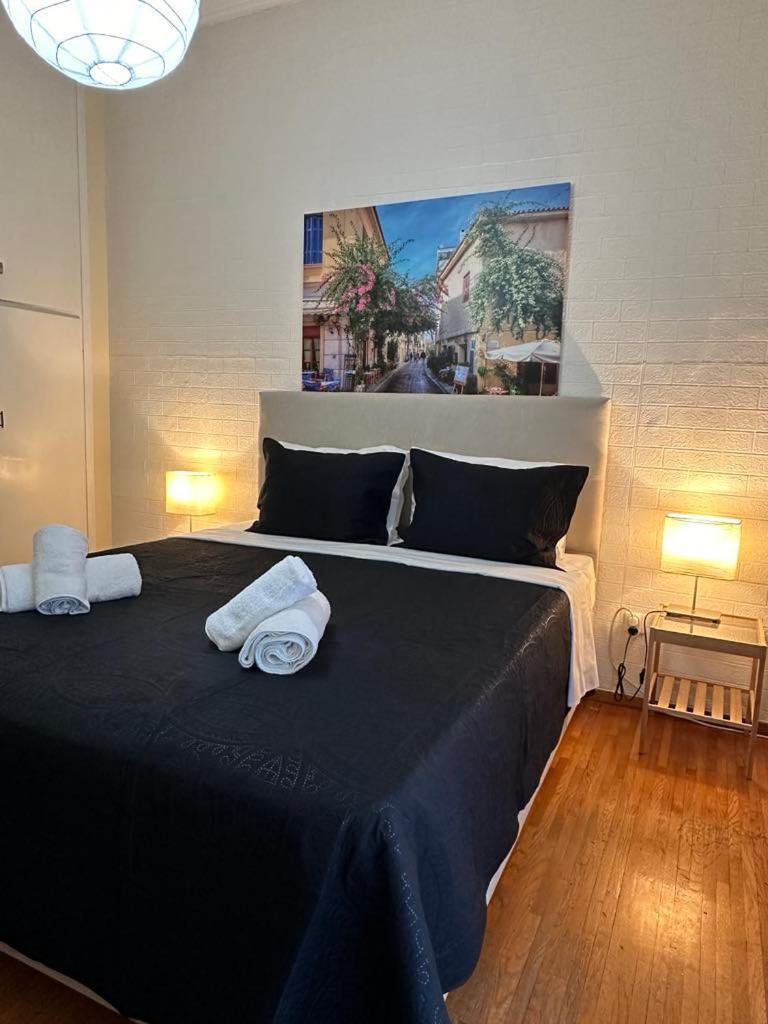 Renovated Cozy Apartment Near To Acropolis Athen Exterior foto