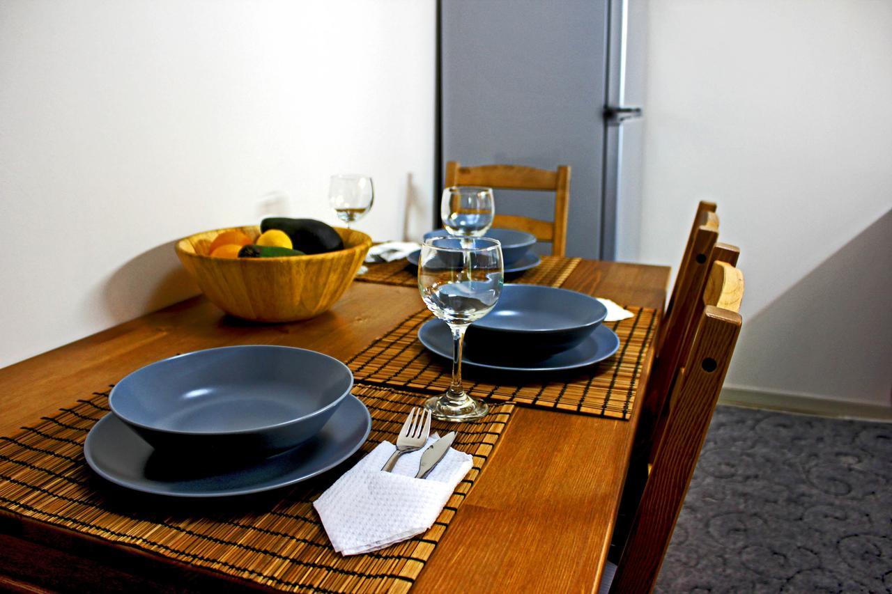 Renovated Cozy Apartment Near To Acropolis Athen Exterior foto