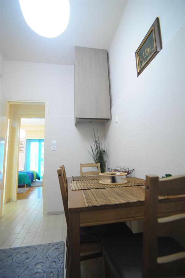 Renovated Cozy Apartment Near To Acropolis Athen Exterior foto