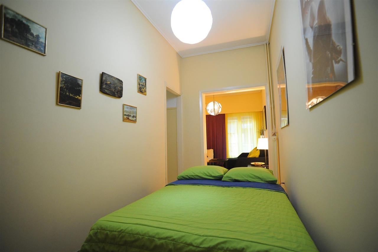 Renovated Cozy Apartment Near To Acropolis Athen Exterior foto